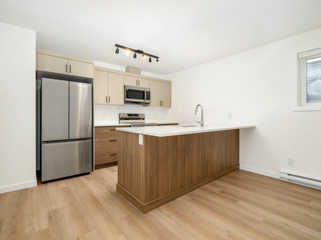 802 Willow Lane - 16